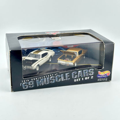 Hot Wheels Collectibles '69 Muscle Cars Set 1 of 2 in its original window box packaging.