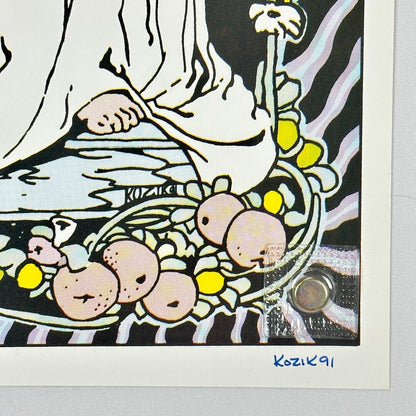 Bottom right corner of poster with crisp corner and clean edges, thus in mint condition. 