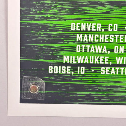 Bottom left corner of poster showing no damage to corner or edges. 