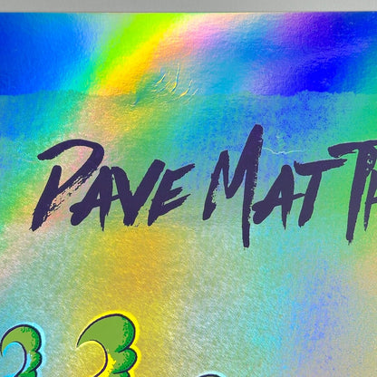 Close-up of creases by "Dave Matthews" at top center of poster design. 