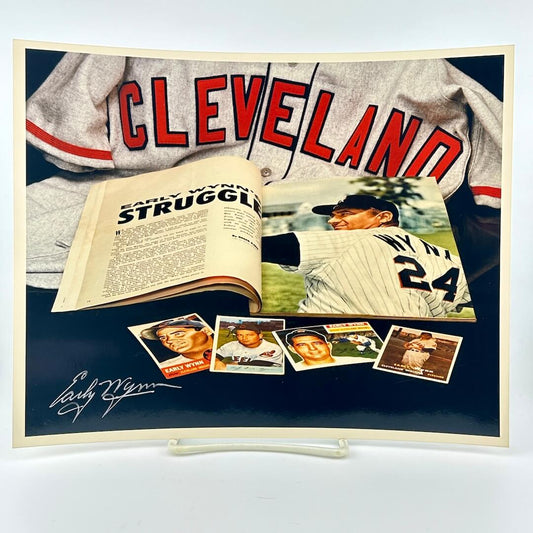 Photo of arranged baseball memorabilia featuring Early Wynn and his signature. 