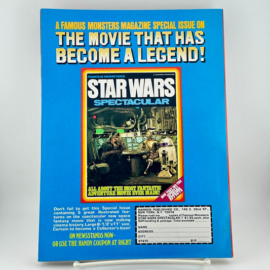 Promotional poster for a 'Star Wars' magazine special issue on a blue background