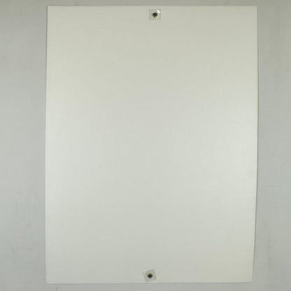 Backside of poster to show no damage and pristine condition. 