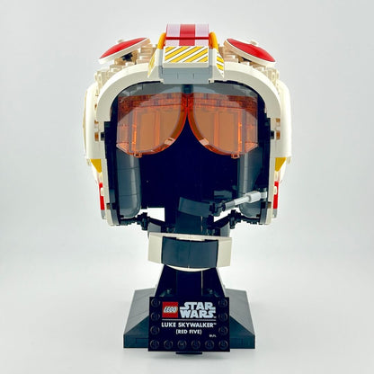 LEGO Star Wars Luke Skywalker helmet on a white background