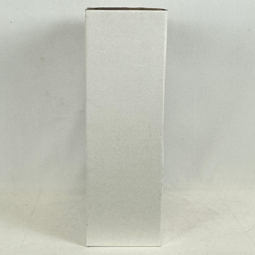 White rectangular box on a white background