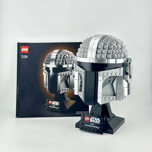 LEGO Star Wars Mandalorian helmet model with packaging on a white background