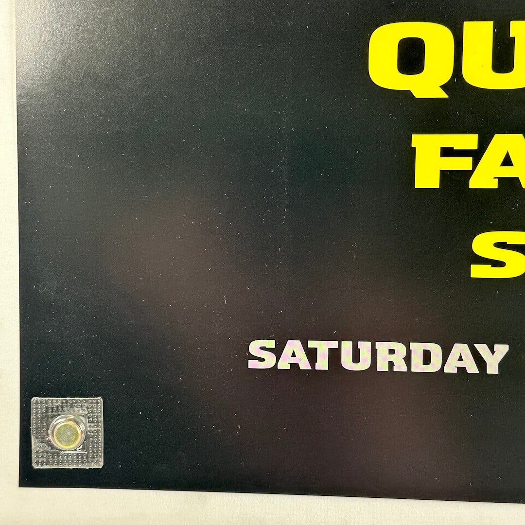 Bottom left corner in excellent condition. 