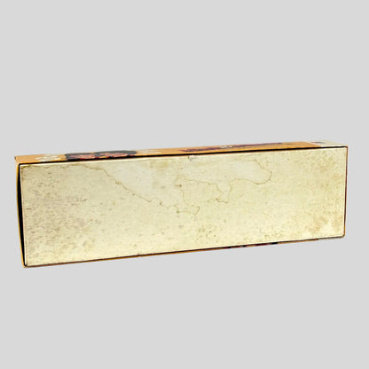 Rectangular box on a light gray background