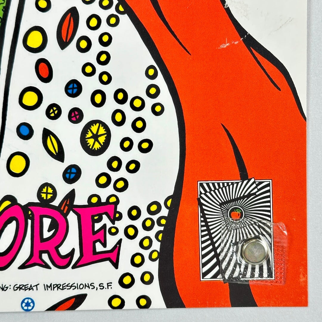 Bottom right corner in near mint condition, one imperfection by shoulder of main figure. 