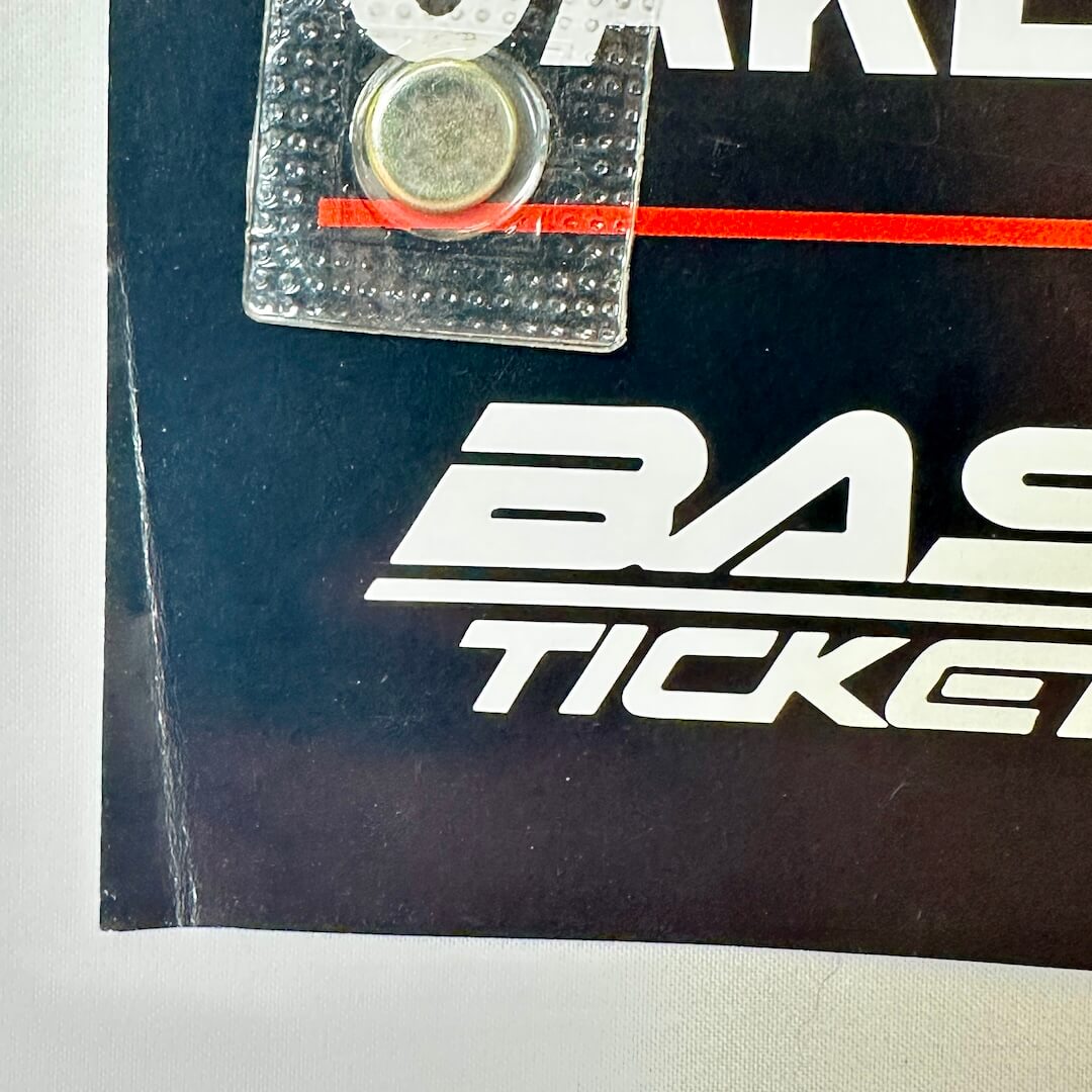 Close-up of crease at bottom left corner. 
